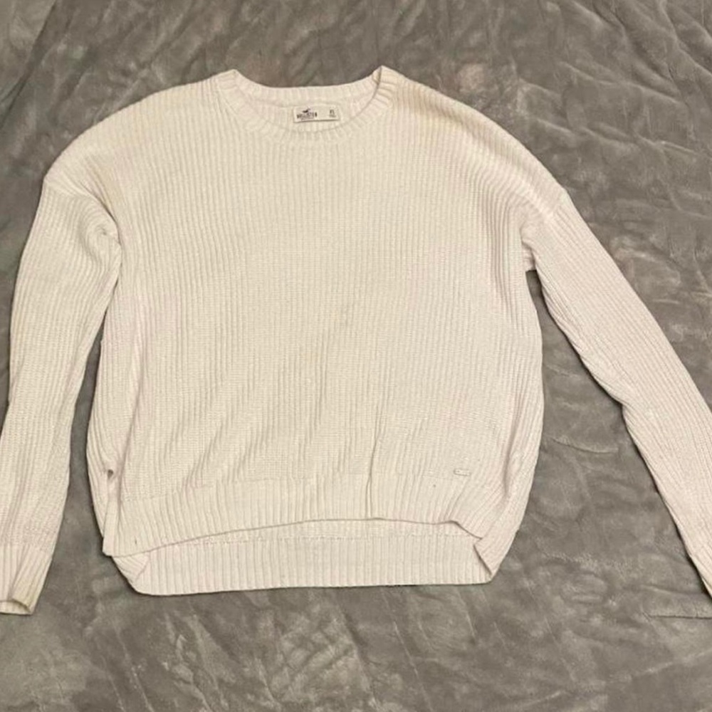 Cute Basic White Sweater - image 1